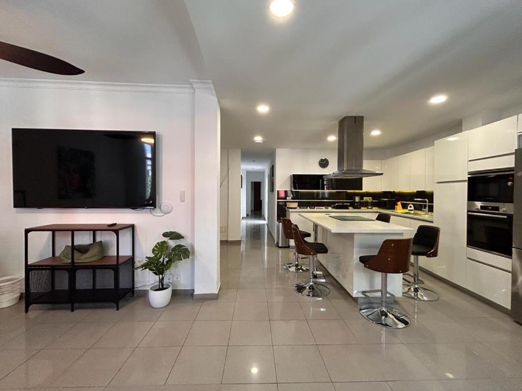 Hjs Guest House - The Majestic Loft لاس بالماس دي غران كاناريا المظهر الخارجي الصورة
